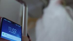 Смотреть на Лордфильм 2.0 Сериал Киберкраш: Влюбиться в твою улыбку 2021